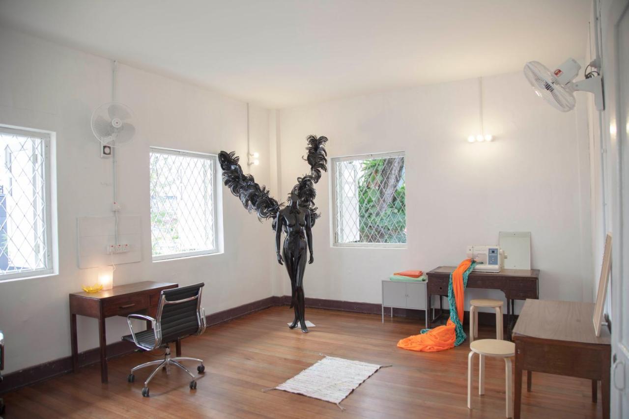 Ywca Hostal *